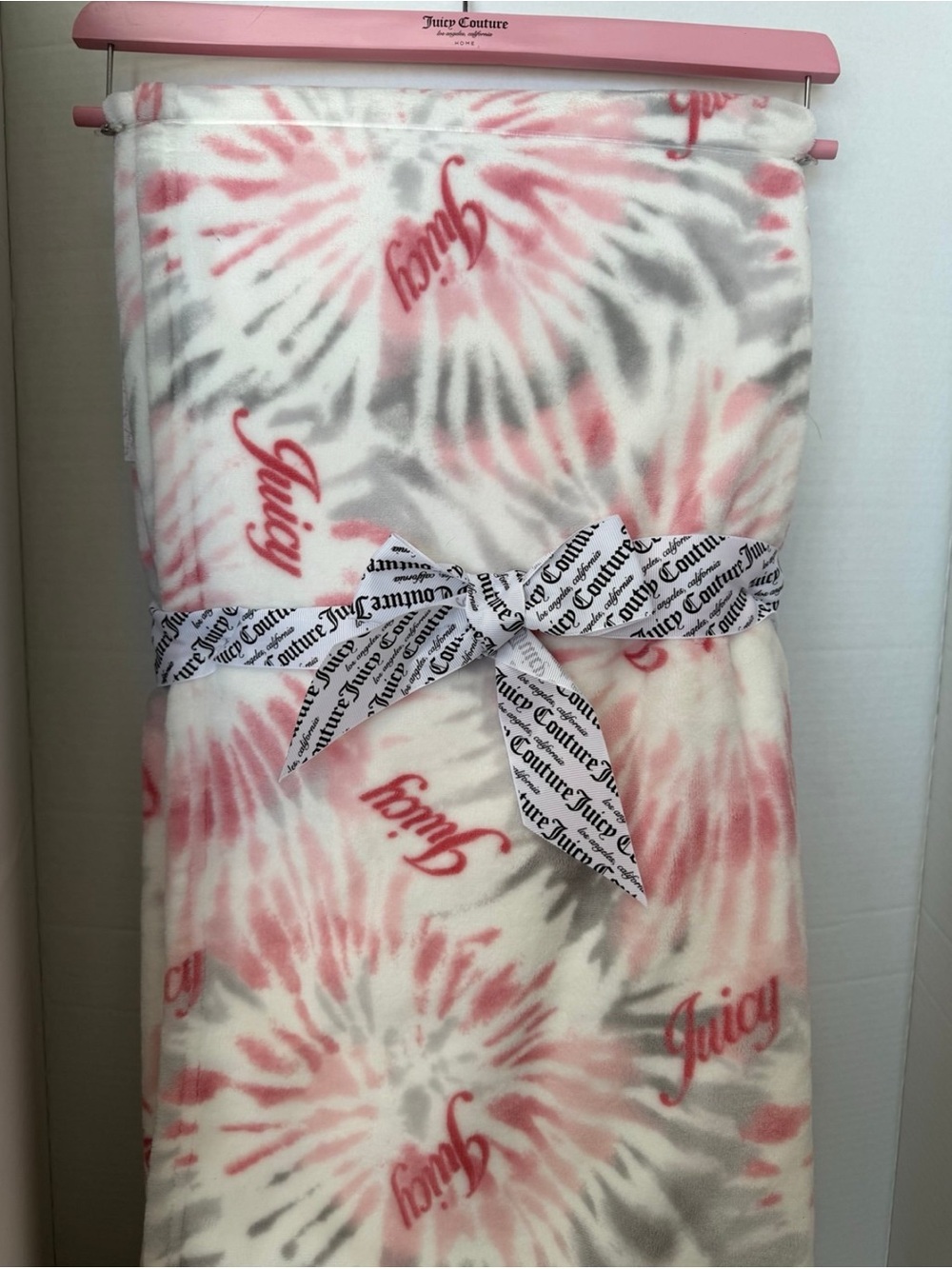 Juicy Couture Pink & Gray Tie-Dye Plush Throw Blanket